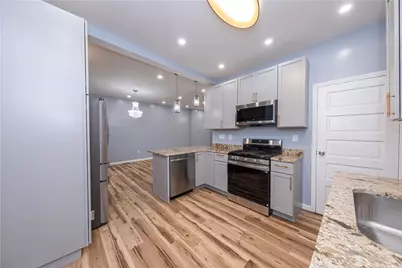7452 Schoyer Avenue, Pittsburgh, PA 15218 - Photo 11