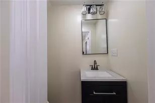 7452 Schoyer Ave, Pittsburgh, PA 15218 - Photo 13