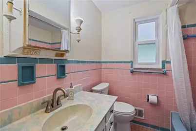 3560 Wallace Drive, Pittsburgh, PA 15227 - Photo 17