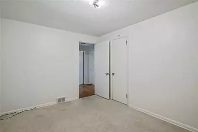 3560 Wallace Drive, Pittsburgh, PA 15227 - Photo 15