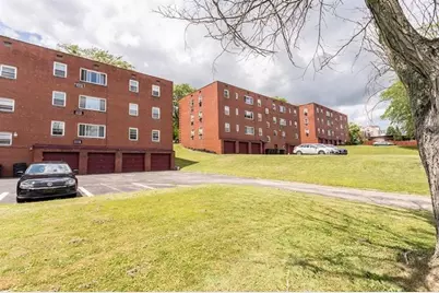 330 W Berkeley Street, Uniontown, PA 15401 - Photo 9