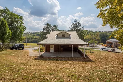 1075 E National Pike, South Strabane, PA 15301 - Photo 13