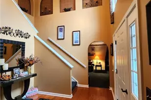 128 Stratford Ct, New Stanton, PA 15672 - Photo 5