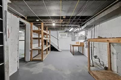 142 E Garfield Ave, New Castle, PA 16105 - Photo 29