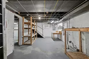 142 E Garfield Ave, New Castle, PA 16105 - Photo 29