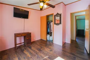 204 Hollowvue Rd, Big Beaver, PA 16157 - Photo 23