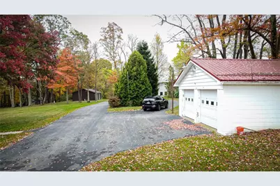 120 Garner Ave, Eau Claire, PA 16030 - Photo 3