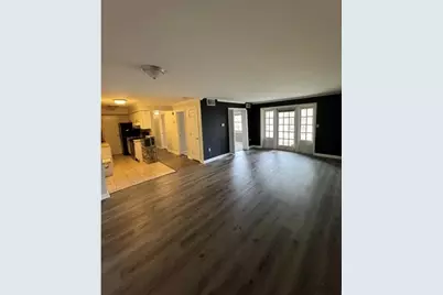 1000 Chatham Park Dr #J, Scott Township, PA 15216 - Photo 5