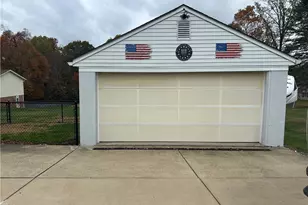 124 Giron St, West Leechburg, PA 15656 - Photo 39