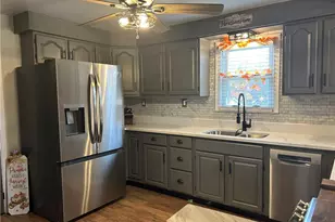 124 Giron St, West Leechburg, PA 15656 - Photo 11