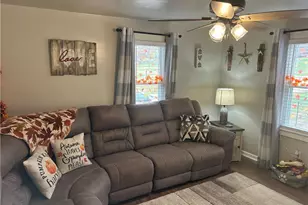 124 Giron St, West Leechburg, PA 15656 - Photo 5