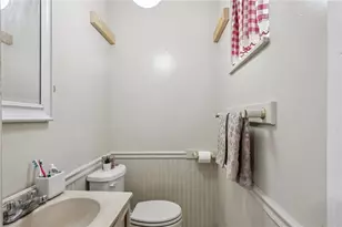 447 Englewood Dr, Ross Twp, PA 15237 - Photo 19