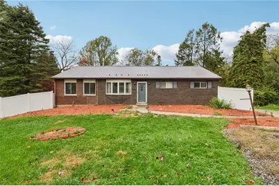 447 Englewood Dr, Ross Twp, PA 15237 - Photo 1