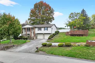 101 N Mulberry Dr, Mount Pleasant Township, PA 15666 - Photo 1