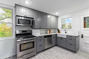 27 N Park Rd, Pittsburgh, PA 15229 - Photo 11