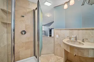 1606 Merriman Ct, Pittsburgh, PA 15203 - Photo 15