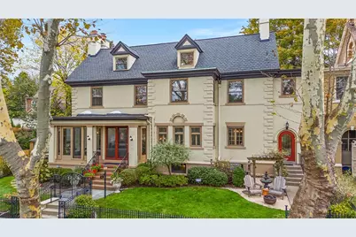 4 Colonial Pl, Pittsburgh, PA 15232 - Photo 1