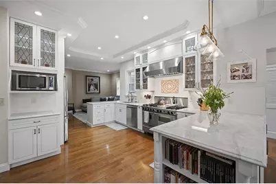 4 Colonial Pl, Pittsburgh, PA 15232 - Photo 17