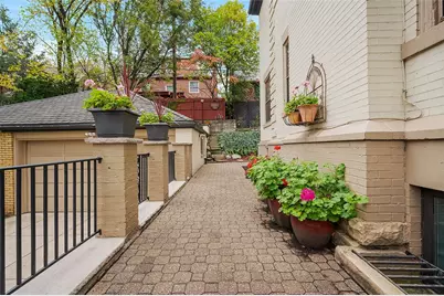 4 Colonial Pl, Pittsburgh, PA 15232 - Photo 45