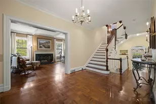 4 Colonial Pl, Pittsburgh, PA 15232 - Photo 11