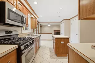 147 Fox Run Rd, Cranberry Township, PA 16066 - Photo 11