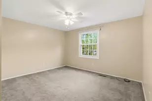 147 Fox Run Rd, Cranberry Township, PA 16066 - Photo 17