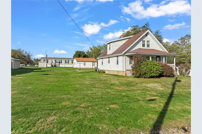 1040 Kanawha St, North Sewickley Township, PA 16117 - Photo 3