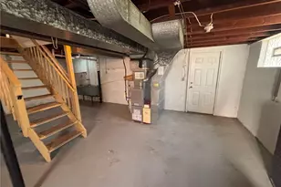 370 Princeton Dr, Pittsburgh, PA 15235 - Photo 7