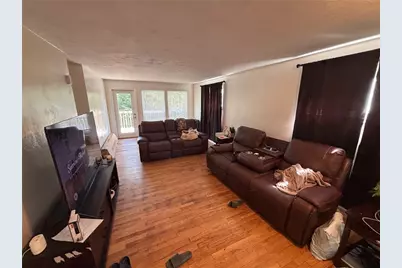 370 Princeton Dr, Pittsburgh, PA 15235 - Photo 17