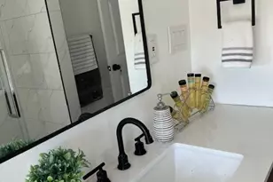 5582 Pocusset St, Pittsburgh, PA 15217 - Photo 19