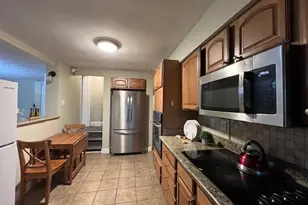 5582 Pocusset St, Pittsburgh, PA 15217 - Photo 17