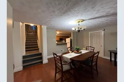 5582 Pocusset St, Pittsburgh, PA 15217 - Photo 9