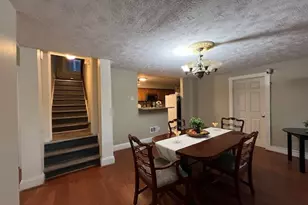 5582 Pocusset St, Pittsburgh, PA 15217 - Photo 9