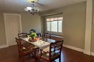 5582 Pocusset St, Pittsburgh, PA 15217 - Photo 3