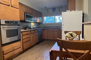 5582 Pocusset St, Pittsburgh, PA 15217 - Photo 13