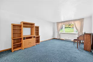 1033 Old Hills Rd, Elizabeth Twp/Boro, PA 15135 - Photo 5