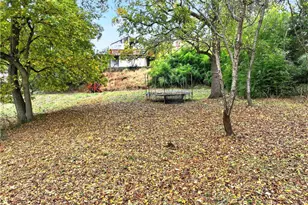 1033 Old Hills Rd, Elizabeth Twp/Boro, PA 15135 - Photo 37