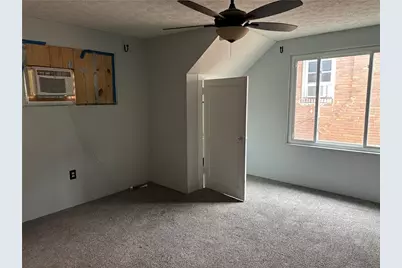 254 Pennsylvania Blvd, Pittsburgh, PA 15228 - Photo 9