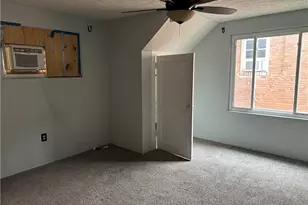 254 Pennsylvania Blvd, Pittsburgh, PA 15228 - Photo 9