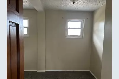 254 Pennsylvania Blvd, Pittsburgh, PA 15228 - Photo 11