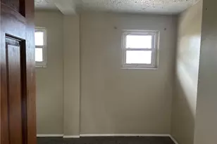 254 Pennsylvania Blvd, Pittsburgh, PA 15228 - Photo 11