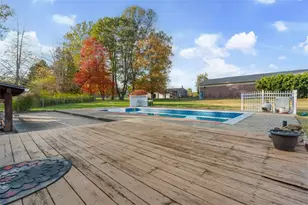 462 Fairlane Blvd, New Galilee, PA 16141 - Photo 7