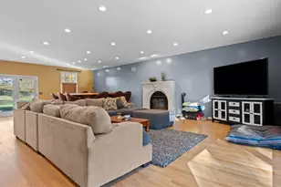 462 Fairlane Blvd, New Galilee, PA 16141 - Photo 27