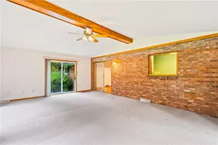 207 Orchard Terrace Dr, Wilmington Township, PA 16142 - Photo 9