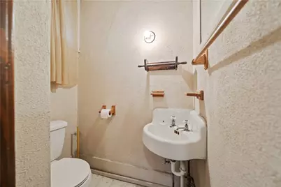 1149 Merchant St, Ambridge, PA 15003 - Photo 21