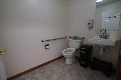 766 E Pittsburgh St Unit 202, Greensburg, PA 15601 - Photo 27