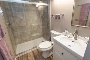 2407 Swiss Mountain Dr, Seven Springs, PA 15622 - Photo 11