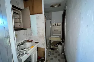 1515 Ridge Ave, North Braddock, PA 15104 - Photo 9