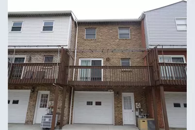 109 Canterbury Commons, White Township, PA 15701 - Photo 3