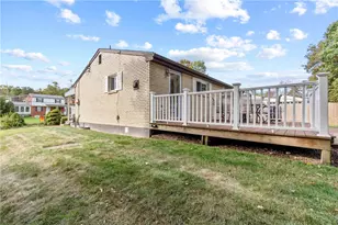 120 Holiday Park Dr, Pittsburgh, PA 15239 - Photo 19